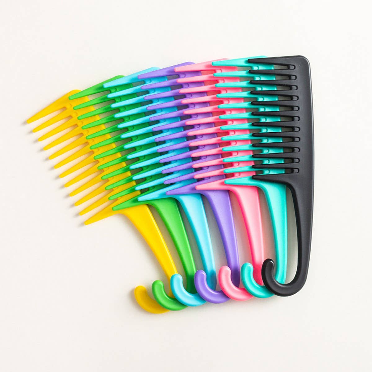 CWAHA3178_THE HOOK CAN HANG LARGE TOOTH STRAIGHT HAIR COMB