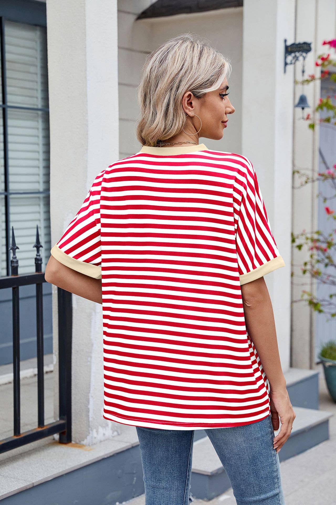 Round neck sleeved striped short-sleeved T-shirt