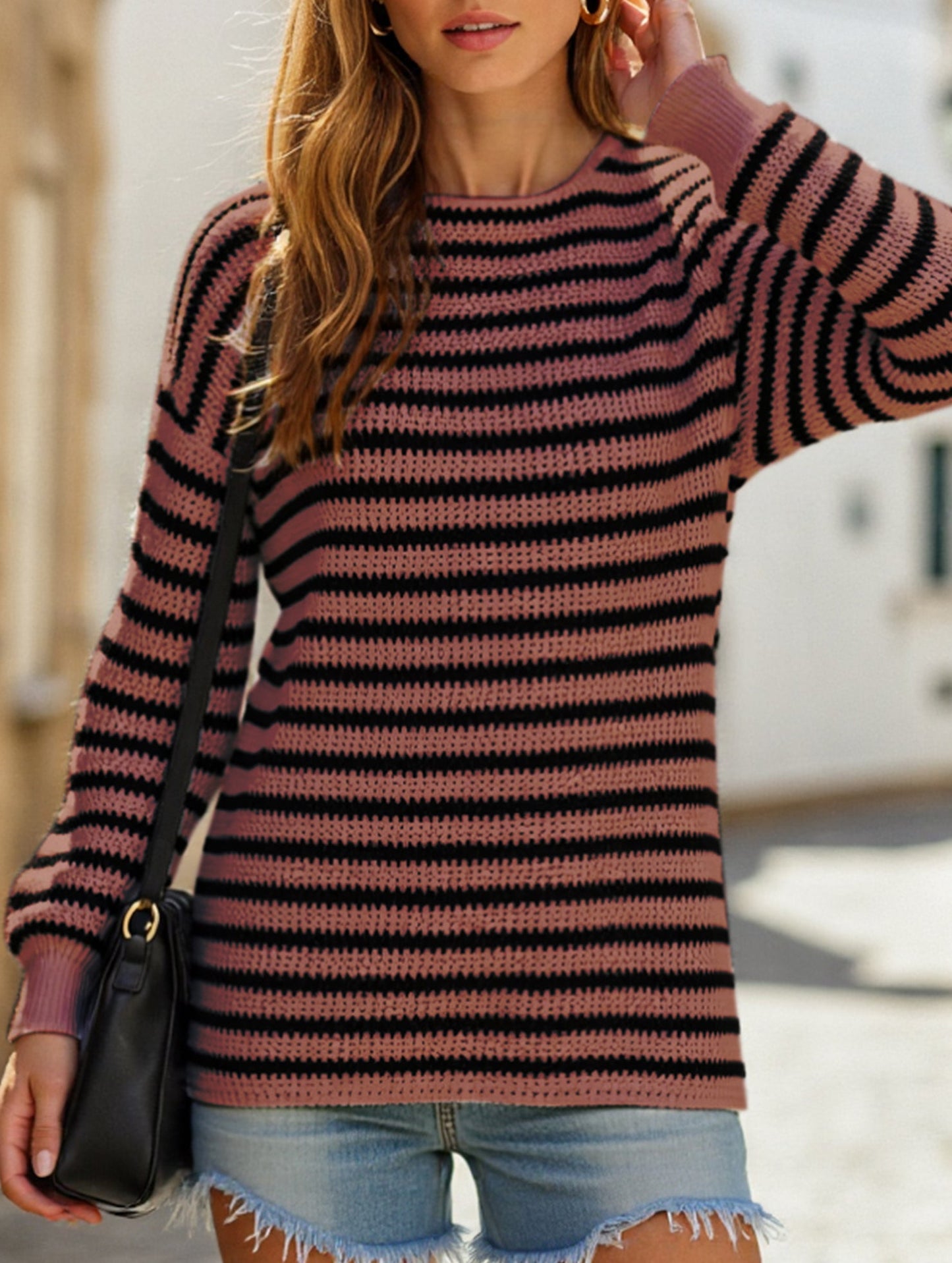Loose-fitting turtleneck sweater with stripes