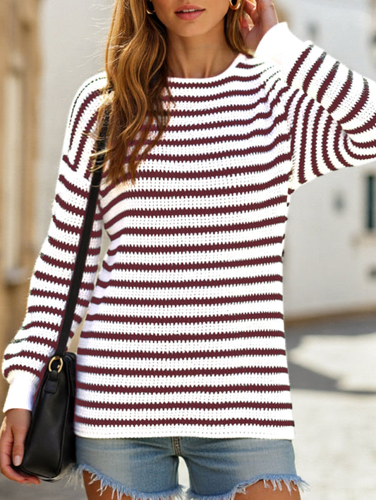 Loose-fitting turtleneck sweater with stripes
