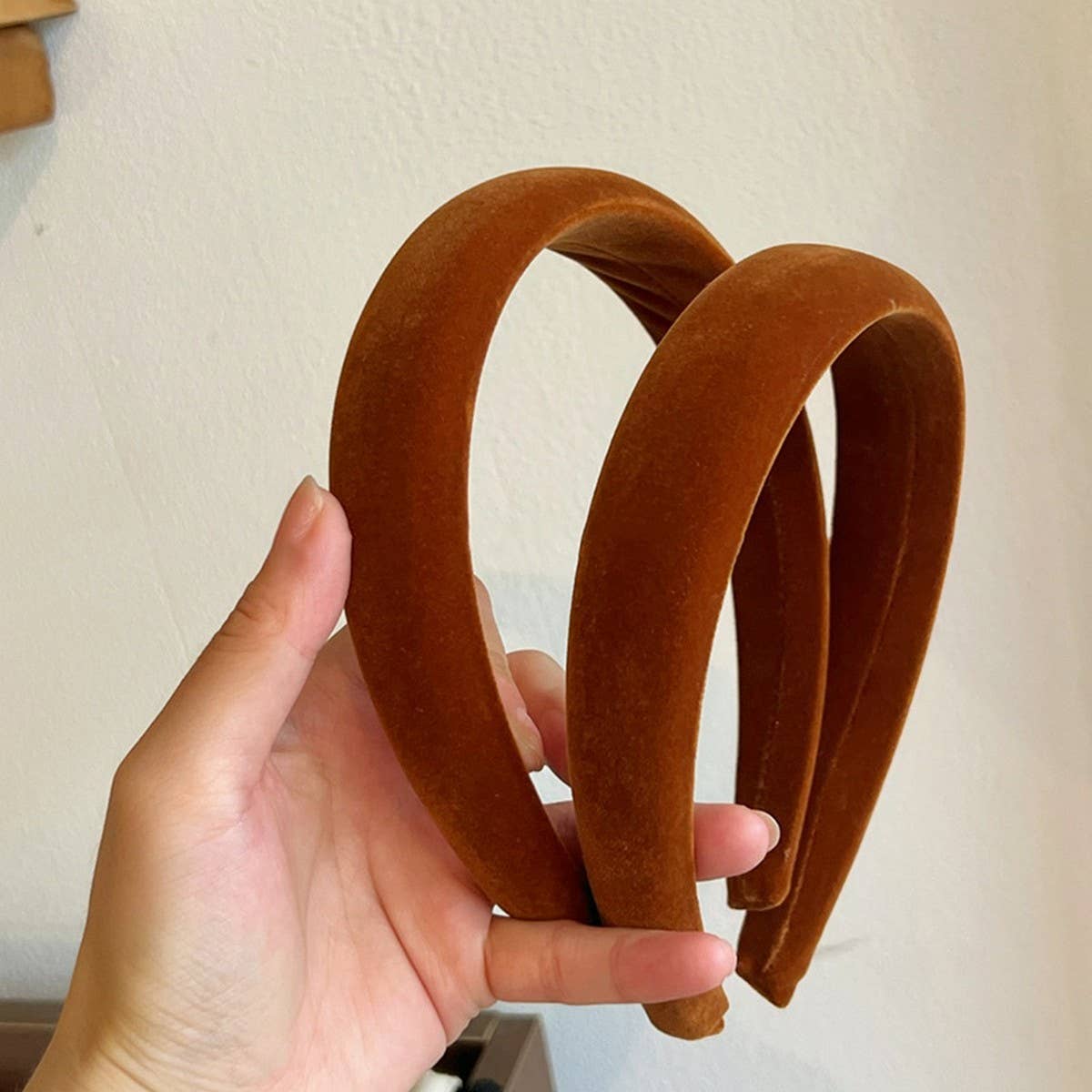 VELVET WHITENING GENTLE LAZY HEADBAND HAIRPIN