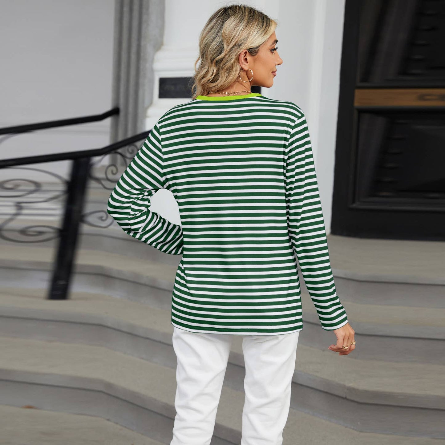 V-NECK LONG SLEEVE T-SHIRT WITH COLOR STRIPES