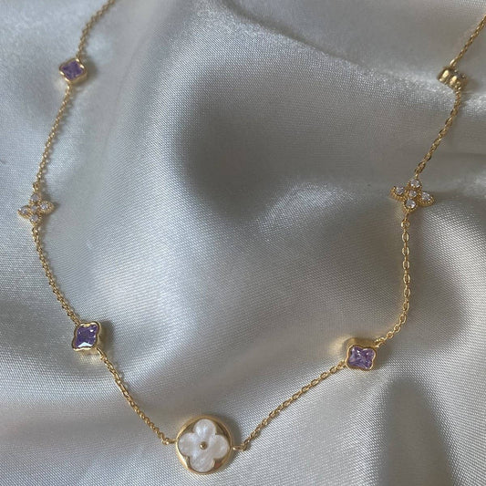 Four-leaf clover snowflake zircon necklace