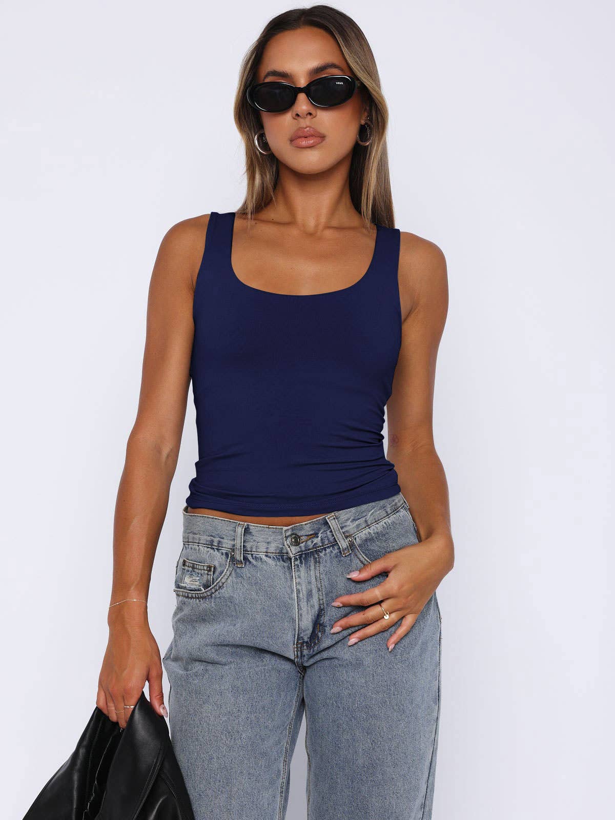Sleeveless square neck casual crop camisole