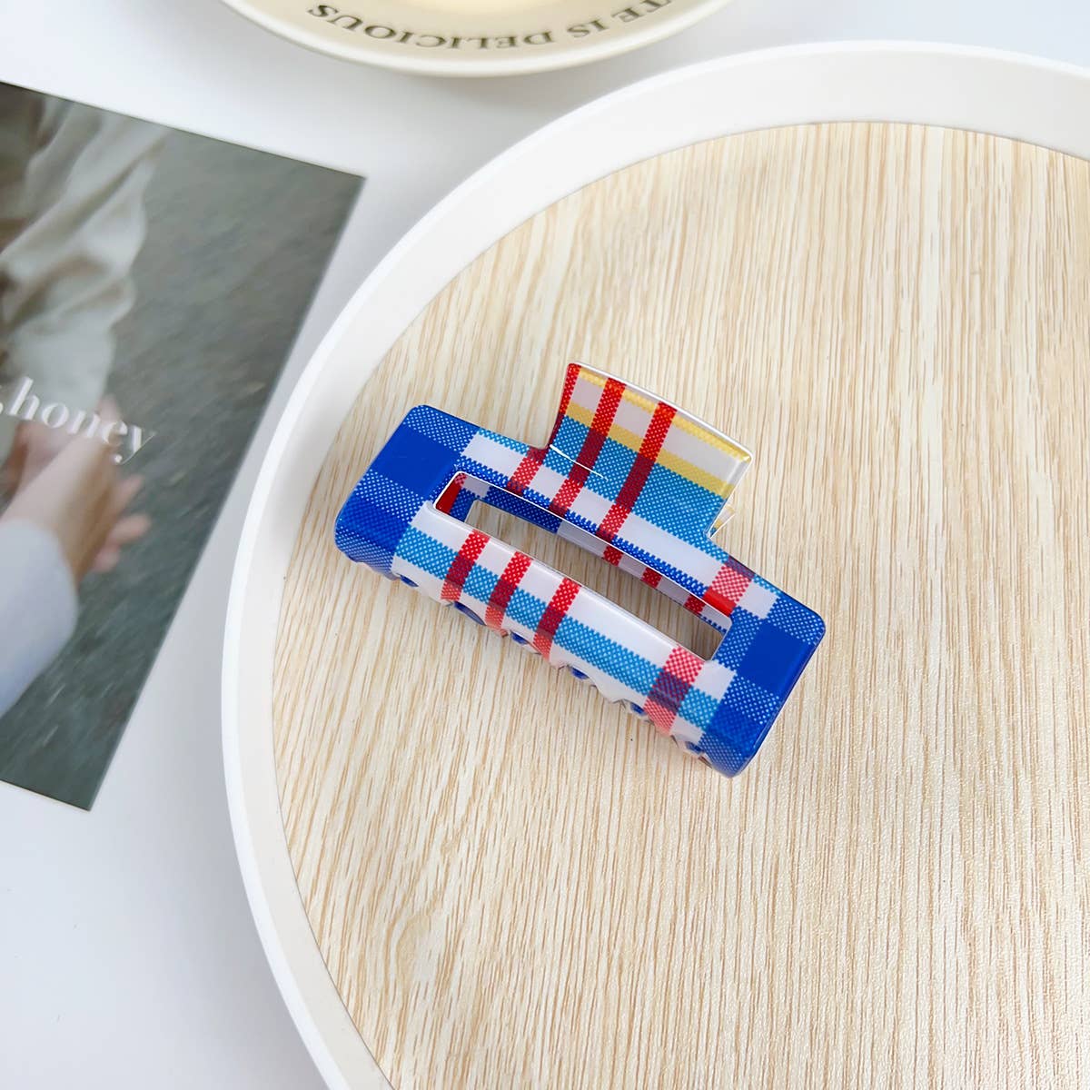 Tropical hollowed-out clipper floral hair clip