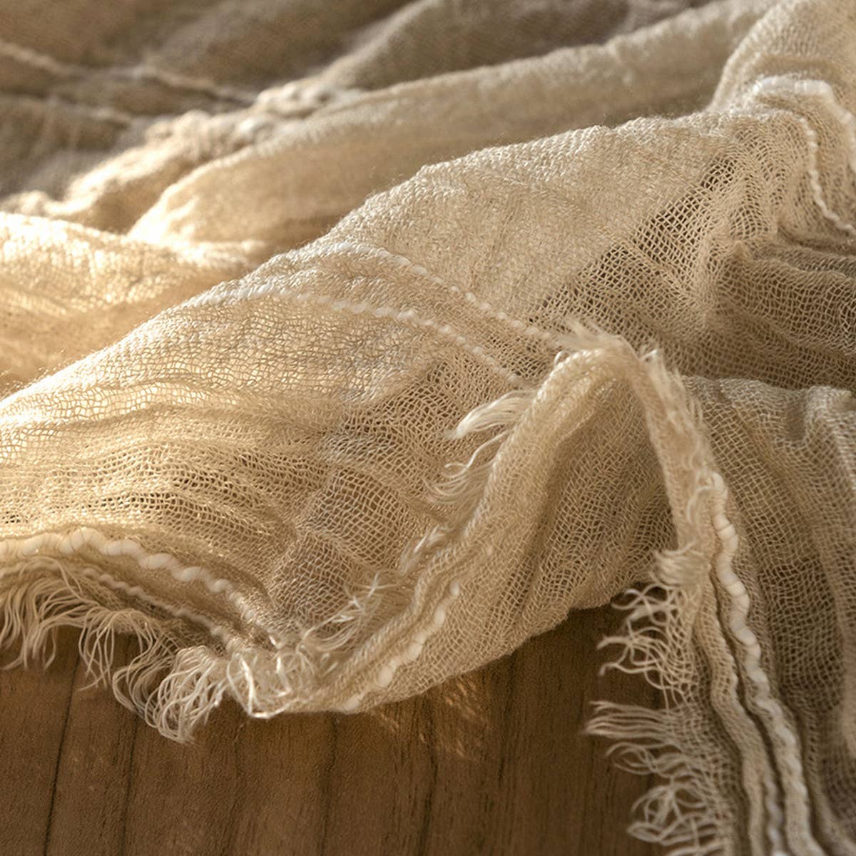 FASHIONABLE SOLID COLOR WARM FRINGED SCARF
