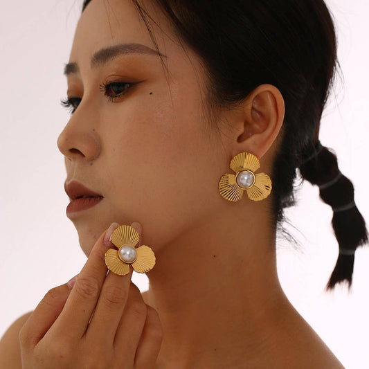 Minimalist Pearl Flower 18K Titanium Stud Earrings