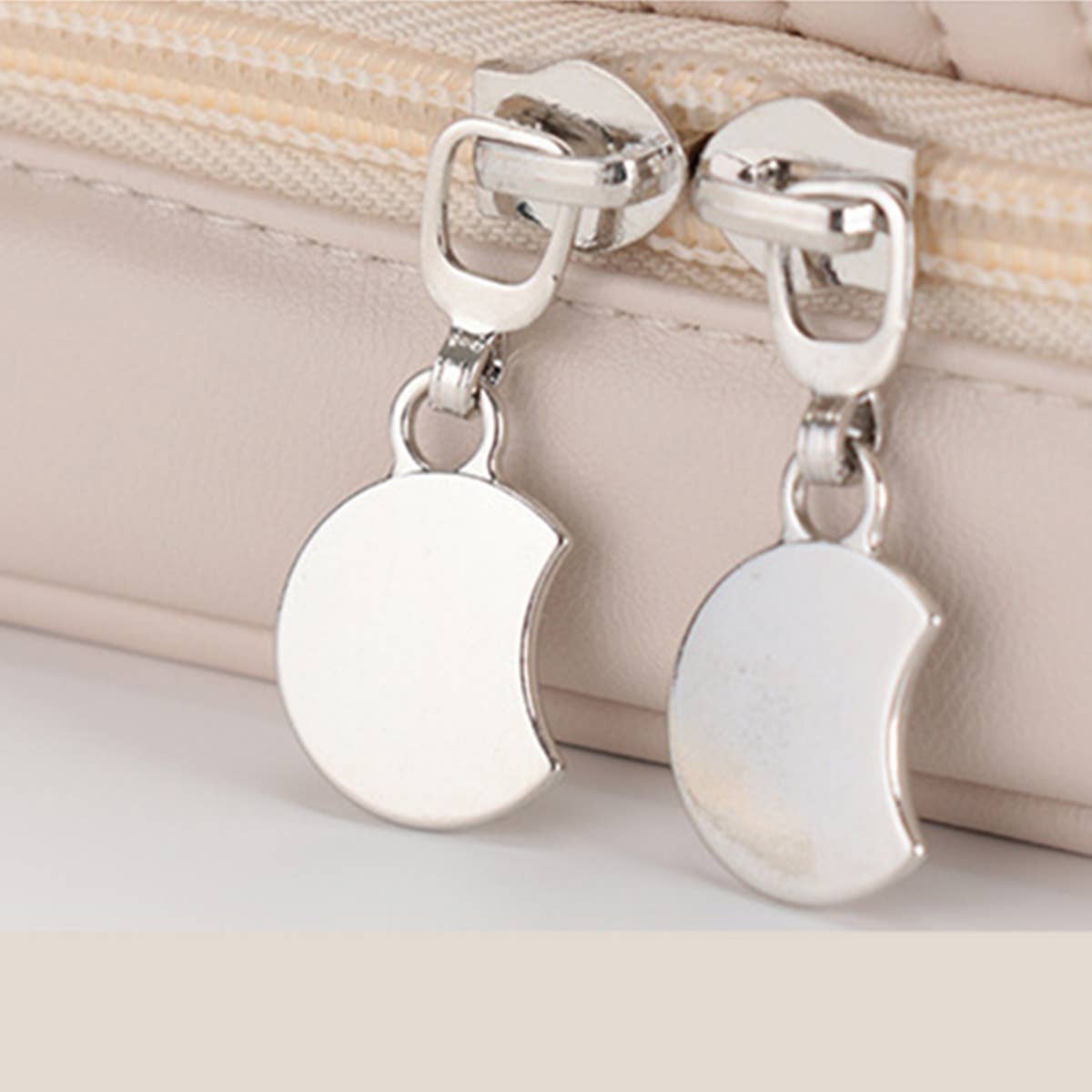 MULTIFUNCTIONAL DOUBLE LAYER COSMETIC BAG _CWAB0554