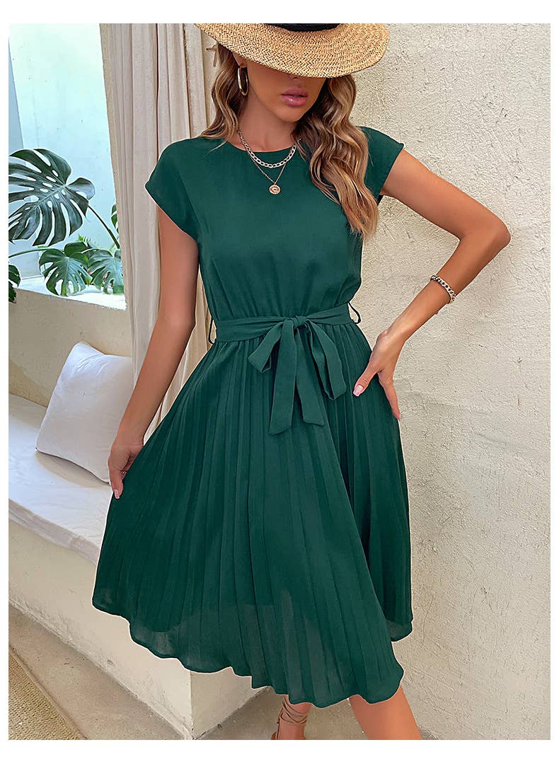 Lace-up solid color pleated dress