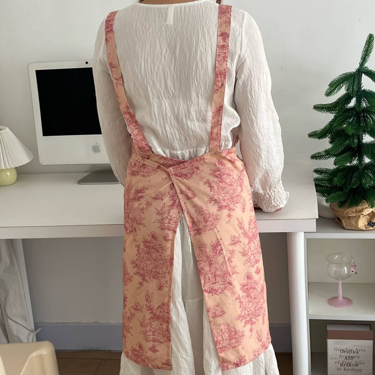 HOUSEHOLD WATERPROOF INK DRAWSTRING APRON