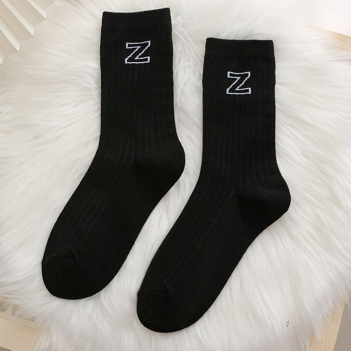 AUTUMN BLACK AND WHITE STRIPED SOCKS FOR WOMEN_CWMS1001