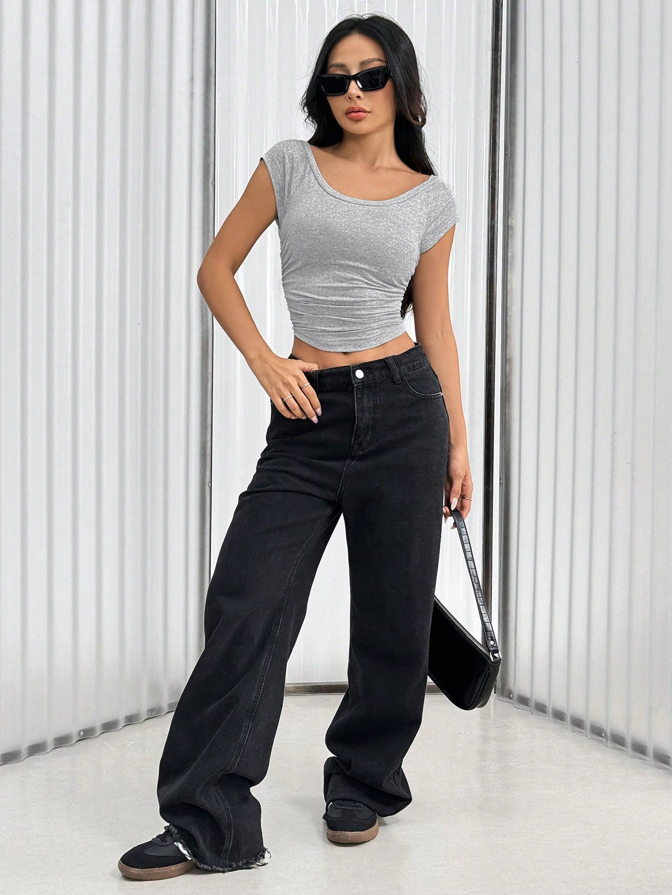 SIMPLE DESIGN SENSE ALL FIT SHORT BASE TOP