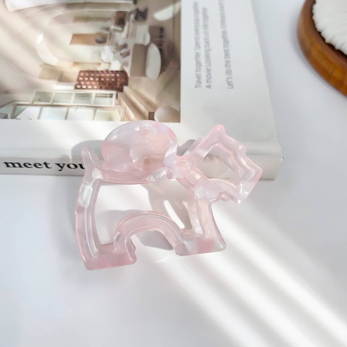 FUN AND CUTE DOG HOLLOW SIMPLE HAIRPIN_CWAHA1505