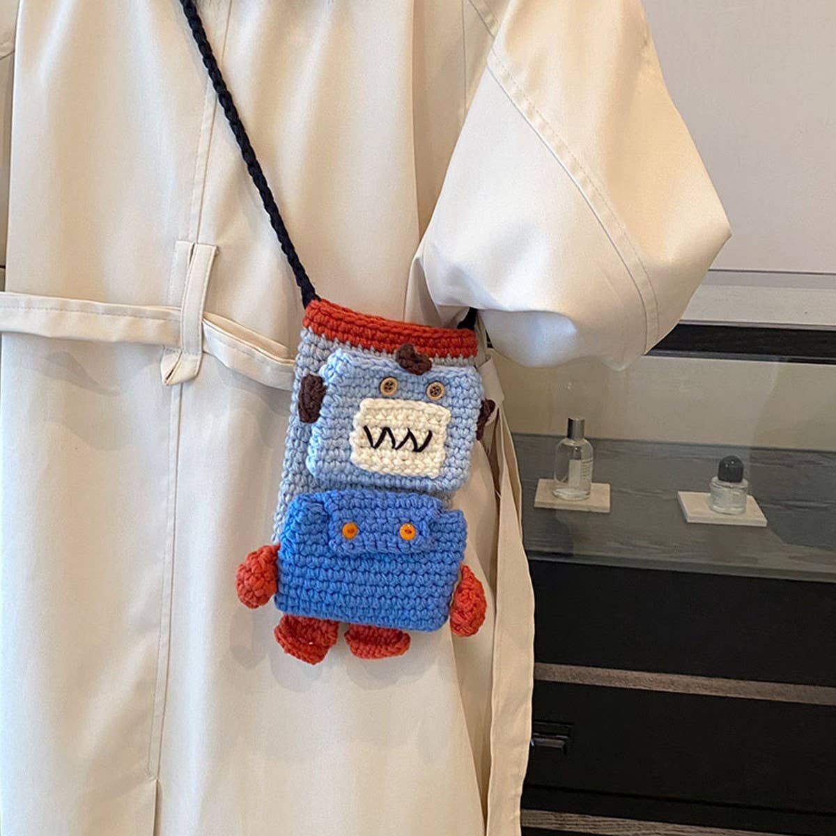 UNIQUE DESIGN KNITTED ROBOT SHOULDER BAG_CWAB2418