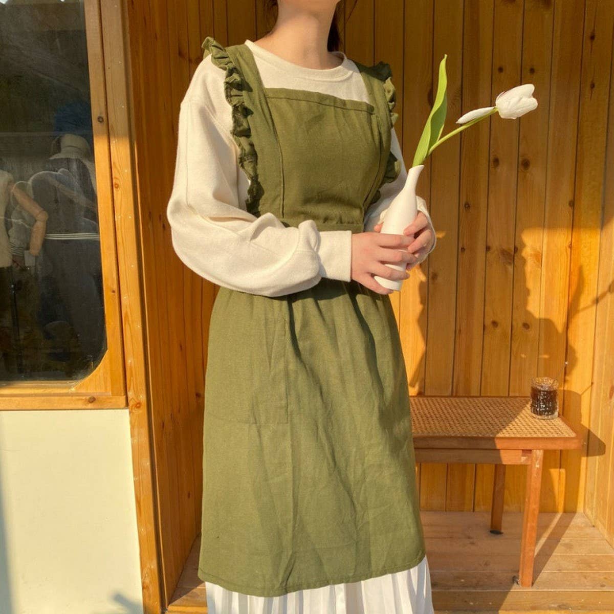 HOME CAFE ART FLORIST RUFFLED APRON