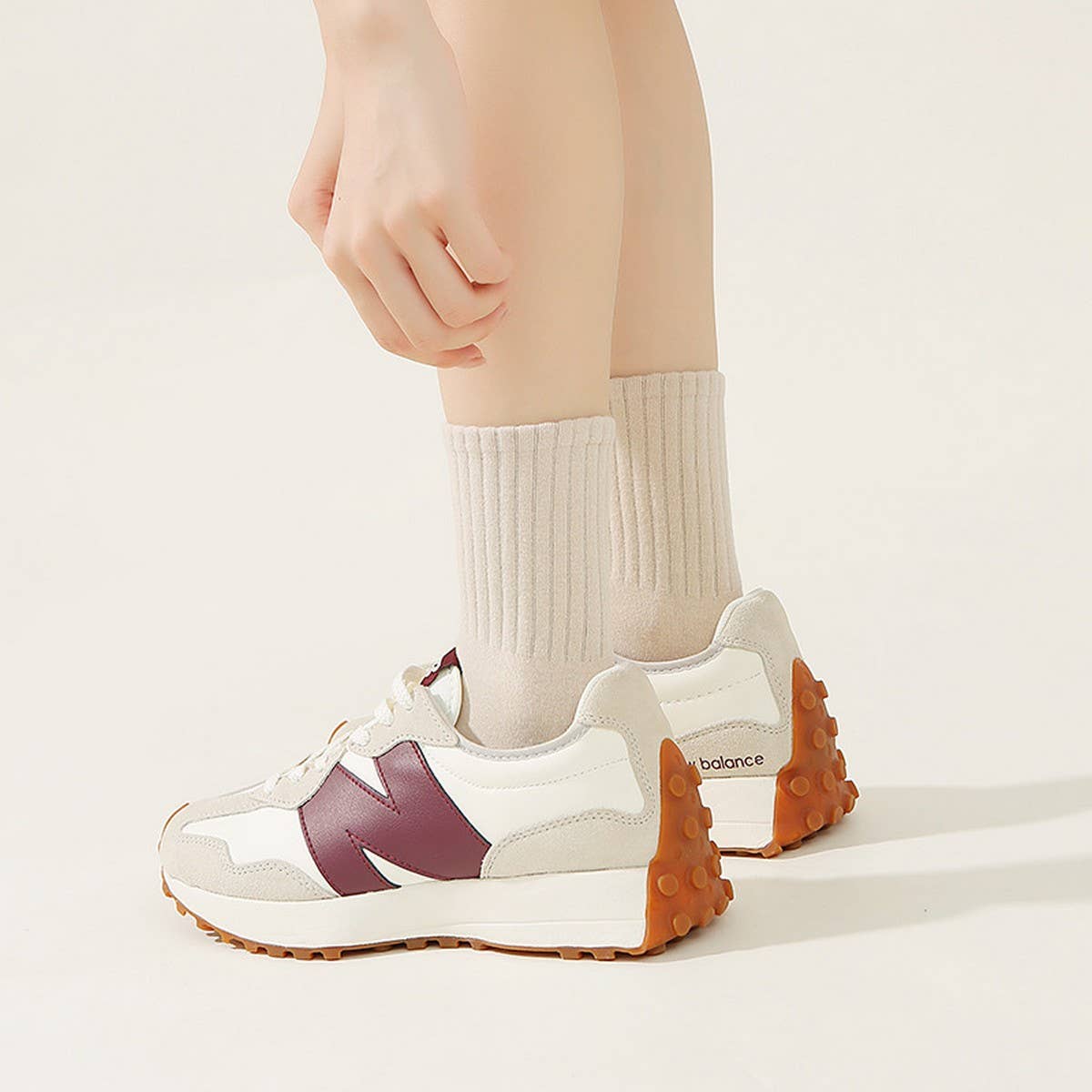 NEW SOLID COLOR CASUAL MATCHING WOMEN'S SOCKS