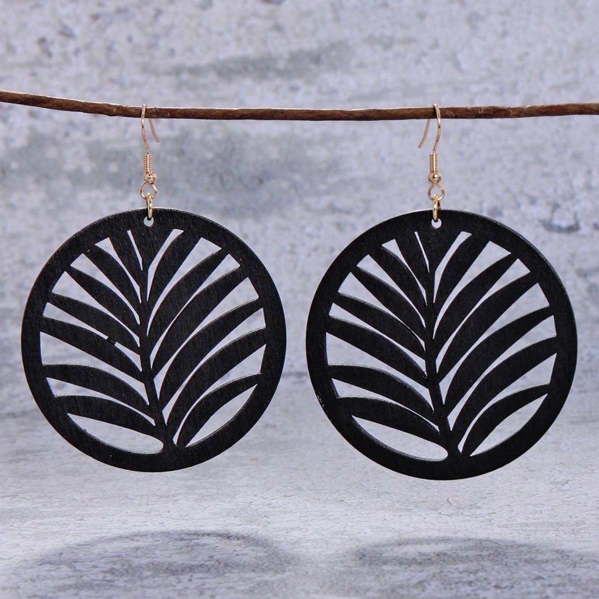 RETRO PERSONALIZED WOOD CHIP ROUND EARRINGS_CWAJE1573