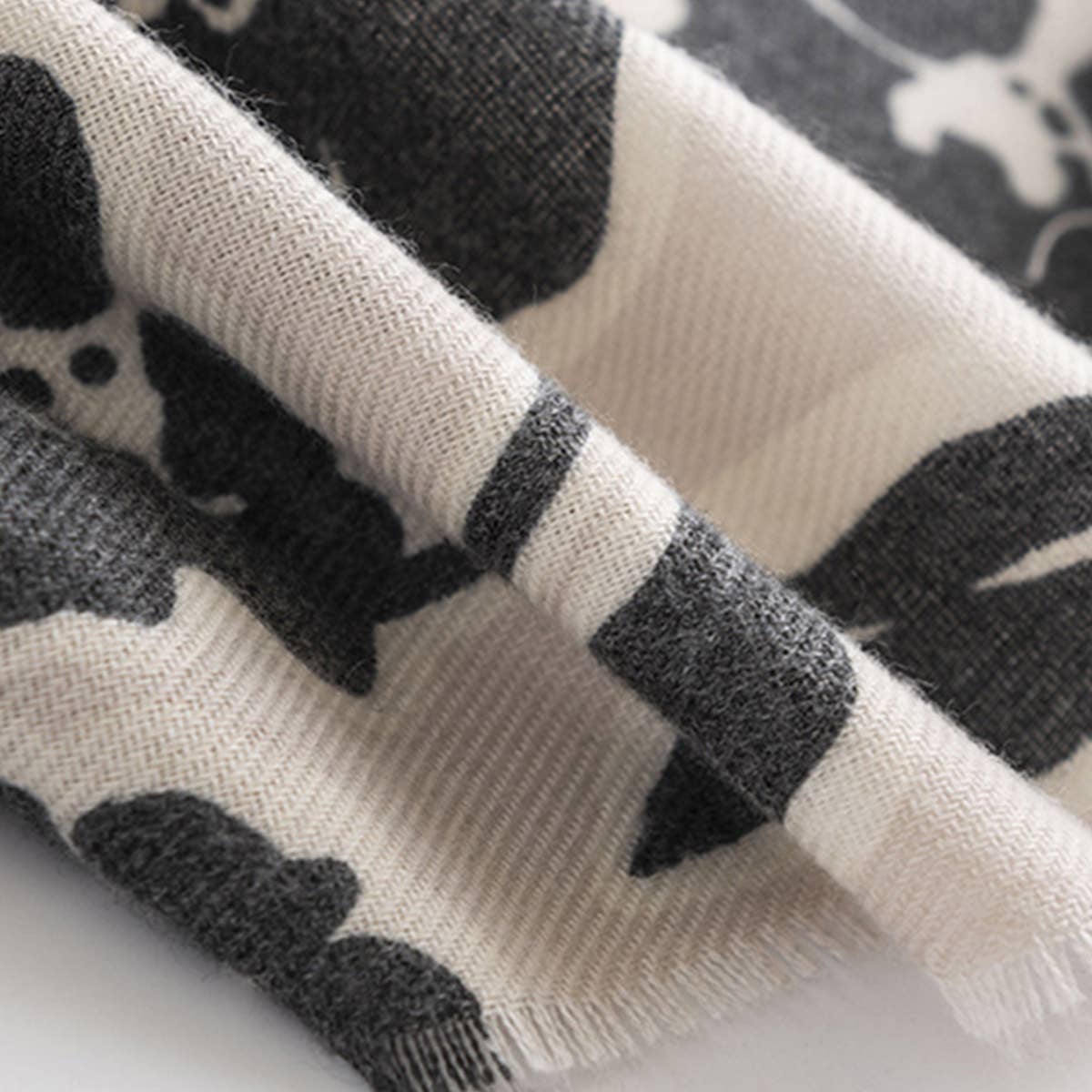 Street Style Faux Cashmere Scarf - Winter Chic_CWASC0463