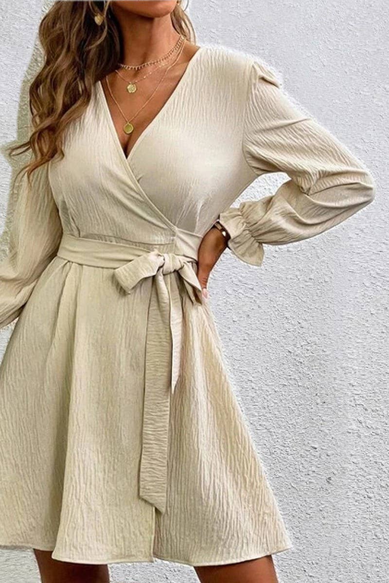 CWDMD4158_SOLID COLOR V-NECK LANTERN SLEEVE LACE-UP DRESS