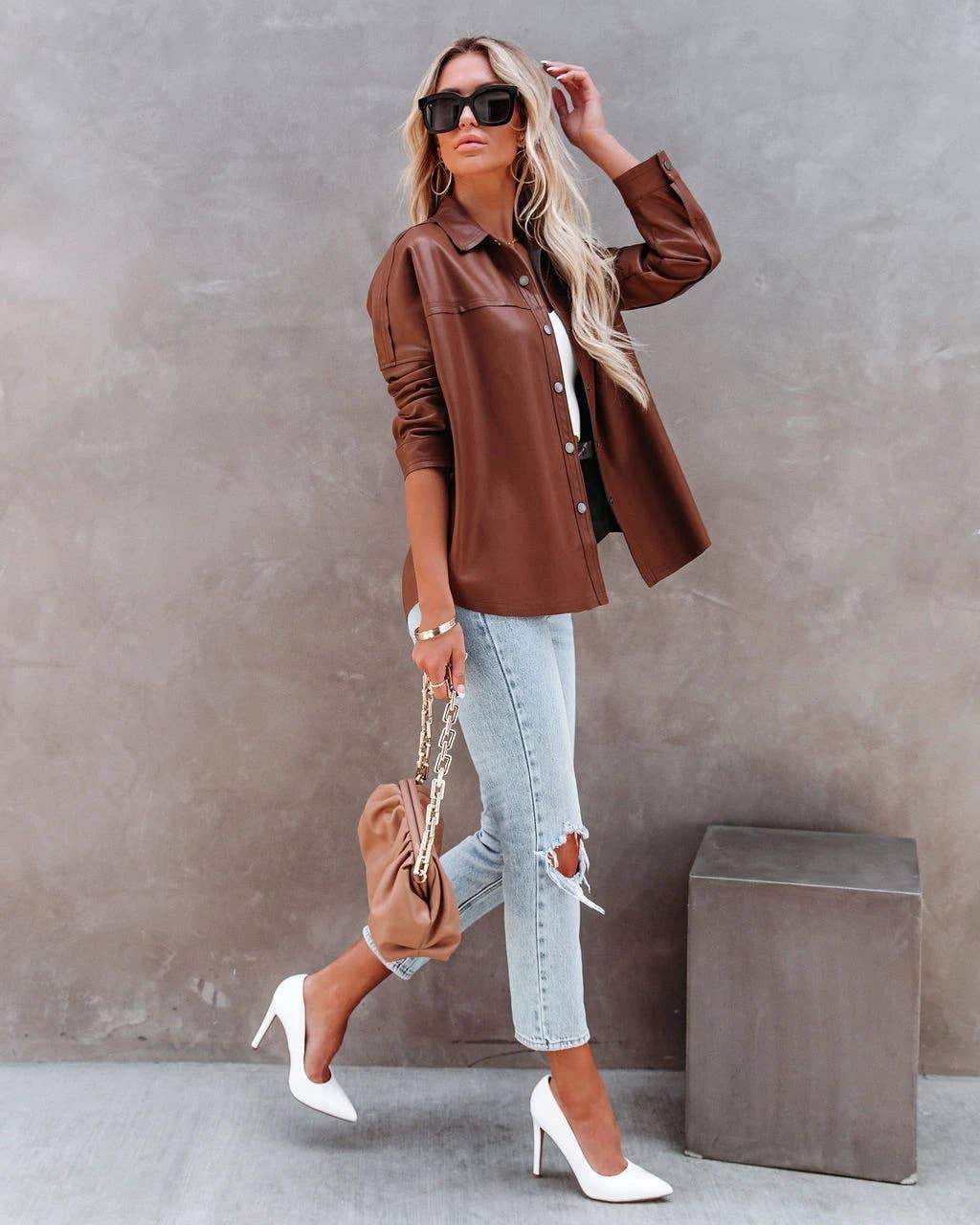 Lapel solid-color long-sleeved leather jacket