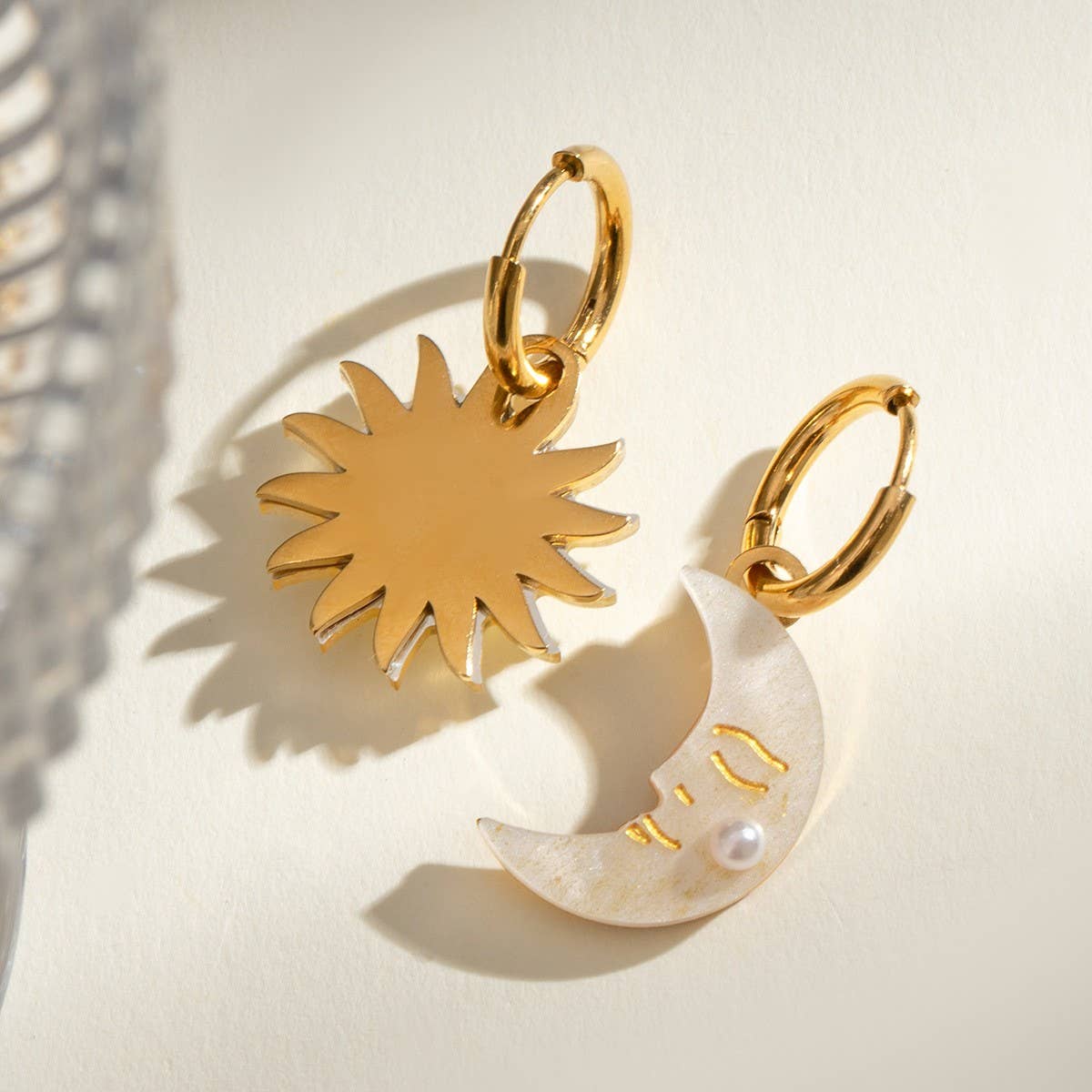 HIGH-END 18K GOLD STAINLESS STEEL MOON EARRINGS