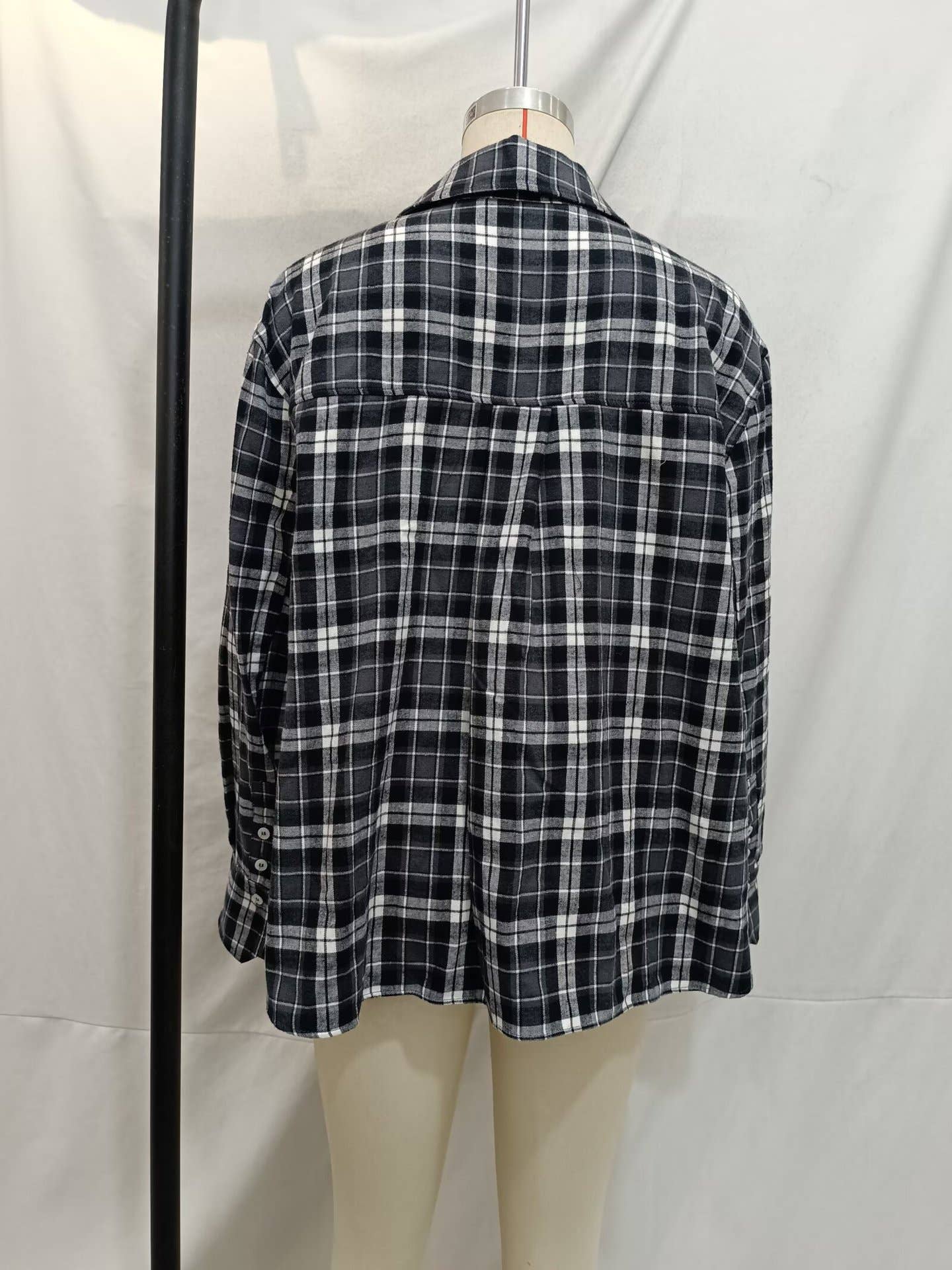 FASHION CASUAL DESIGN LOOSE PLAID SHIRT