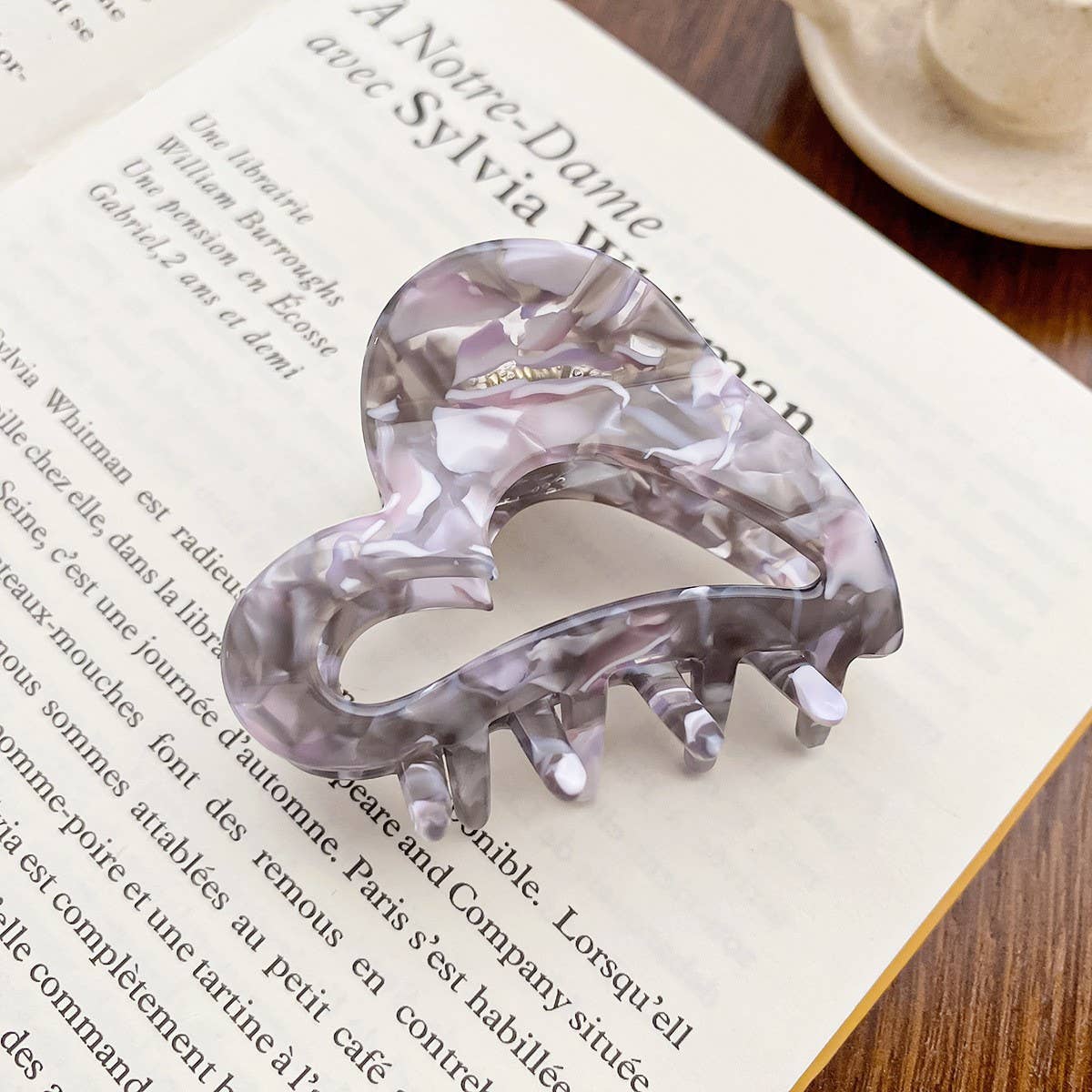 Sweet Heart Hair Claw, Chic Acetate Bun Clip_CWAHA0733