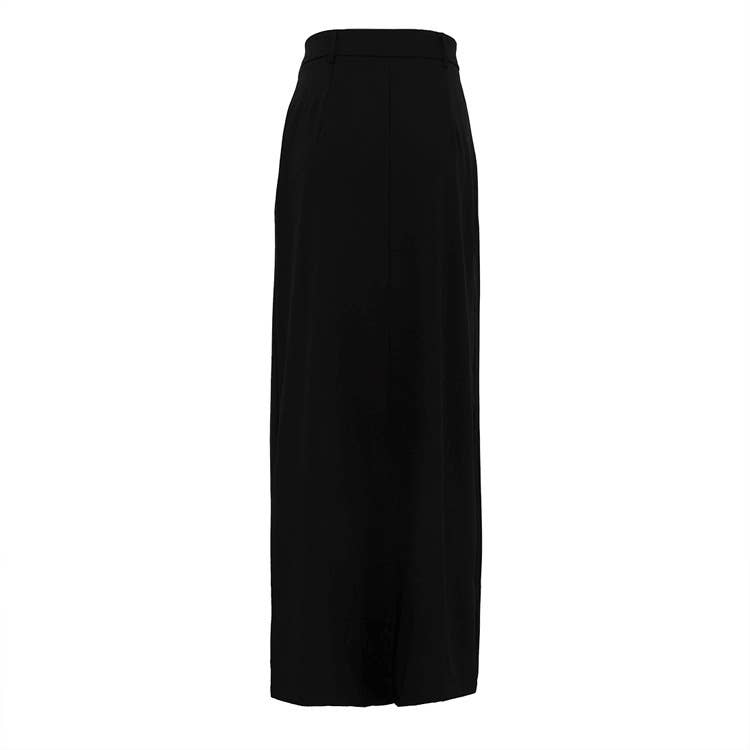 Stylish and versatile pleated A-line skirt