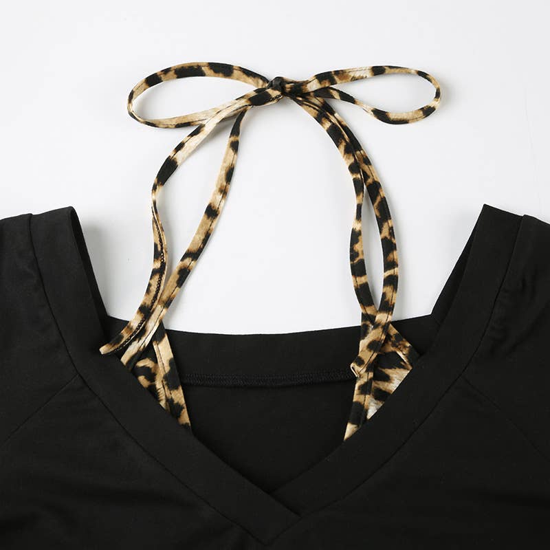 Leopard print fake two neckline slimming Top