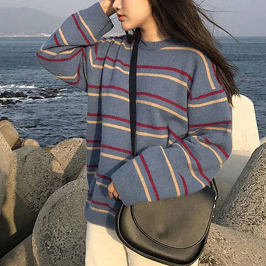 Laid-back pullover striped knitted sweater