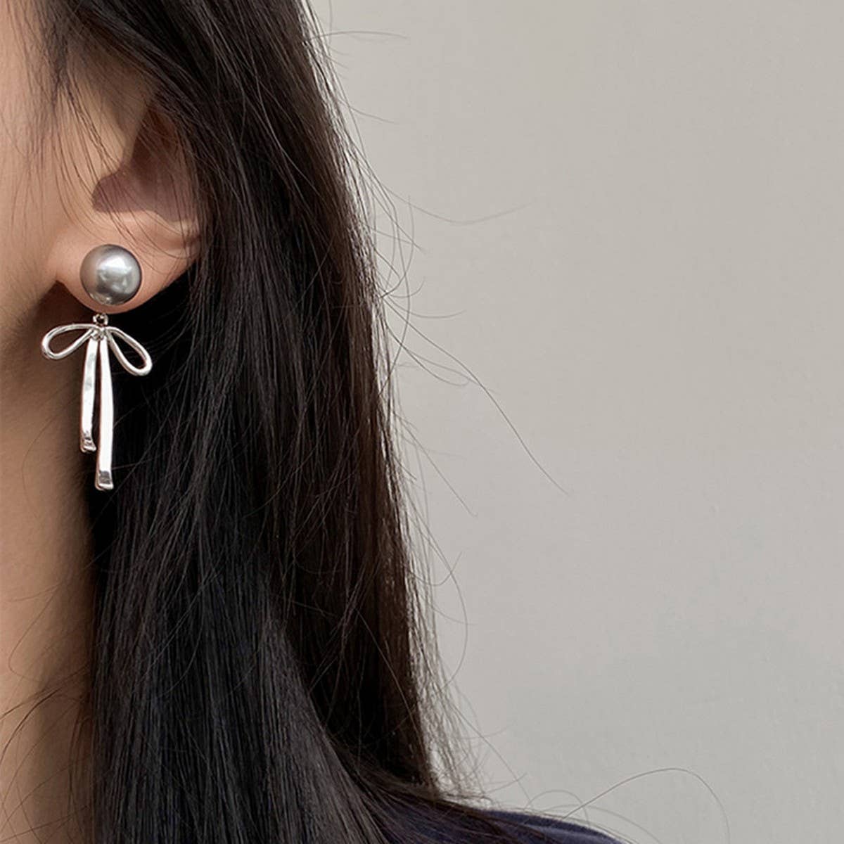 NEW SIMPLE FASHION BOW PEARL EARRINGS FOR WOMEN