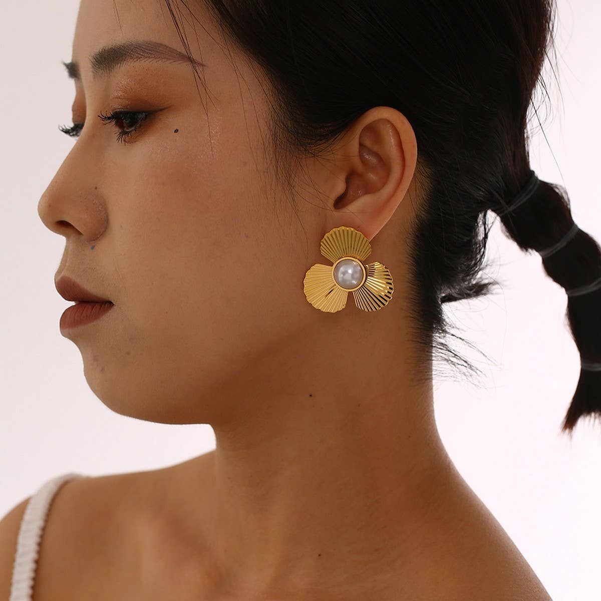 Minimalist Pearl Flower 18K Titanium Stud Earrings