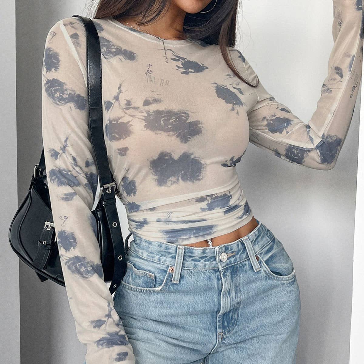 FLORAL PRINT MESH LONG-SLEEVE FITTED CROP TOP