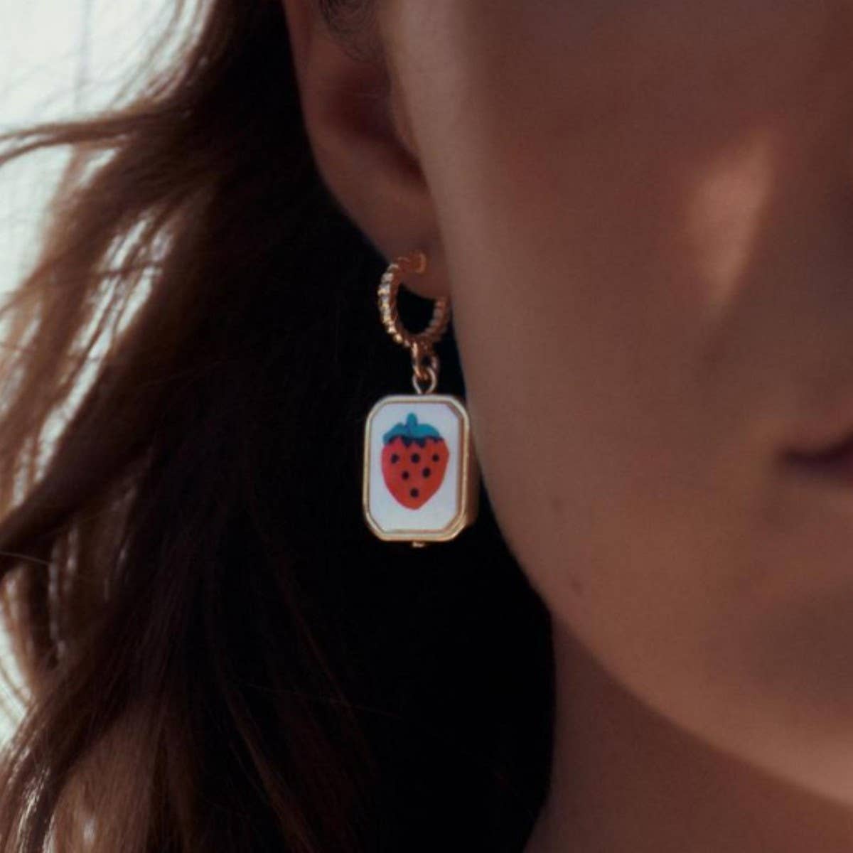 Strawberry Square Earrings Copper Plated_CWAJE4987