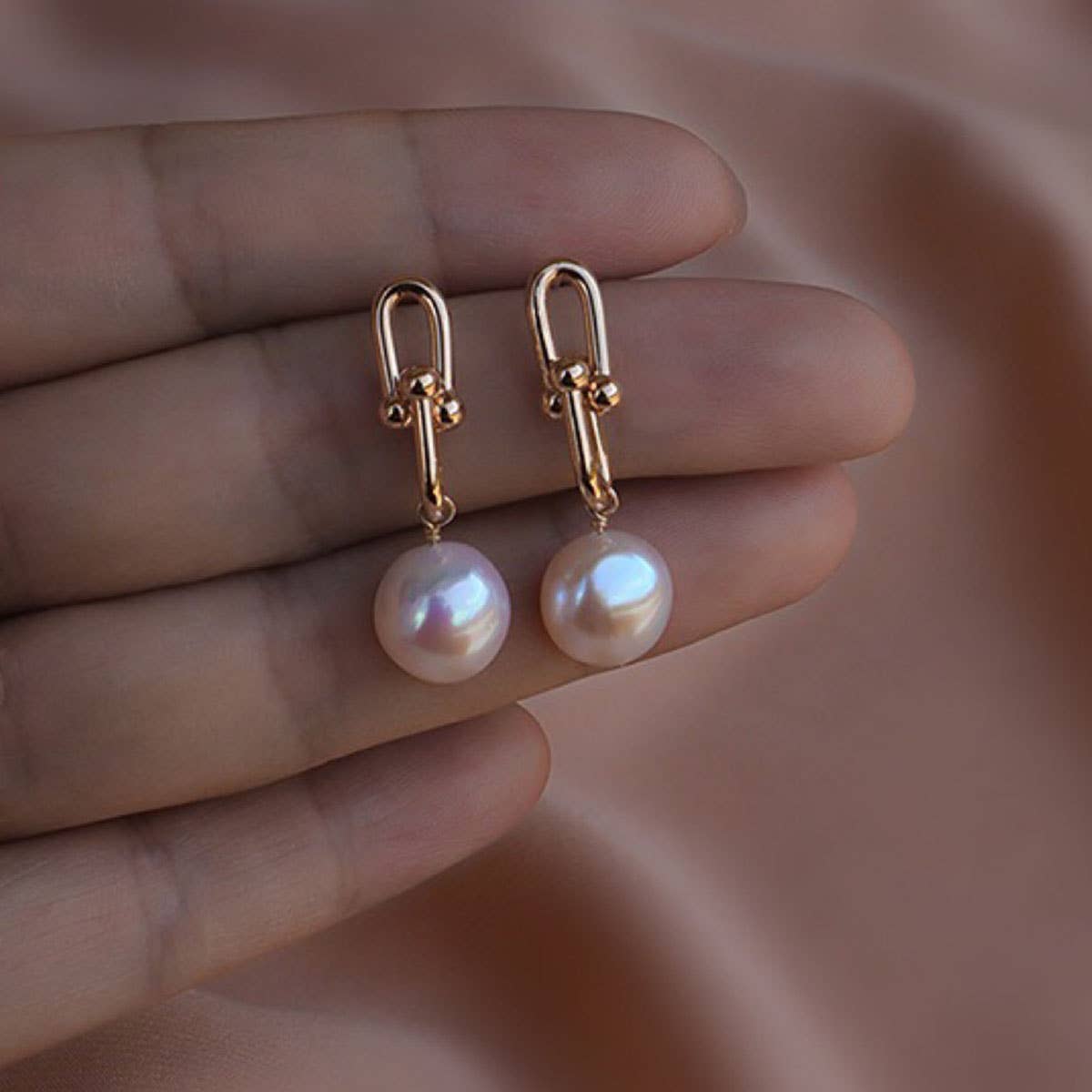Irregular Baroque freshwater pearl earrings
