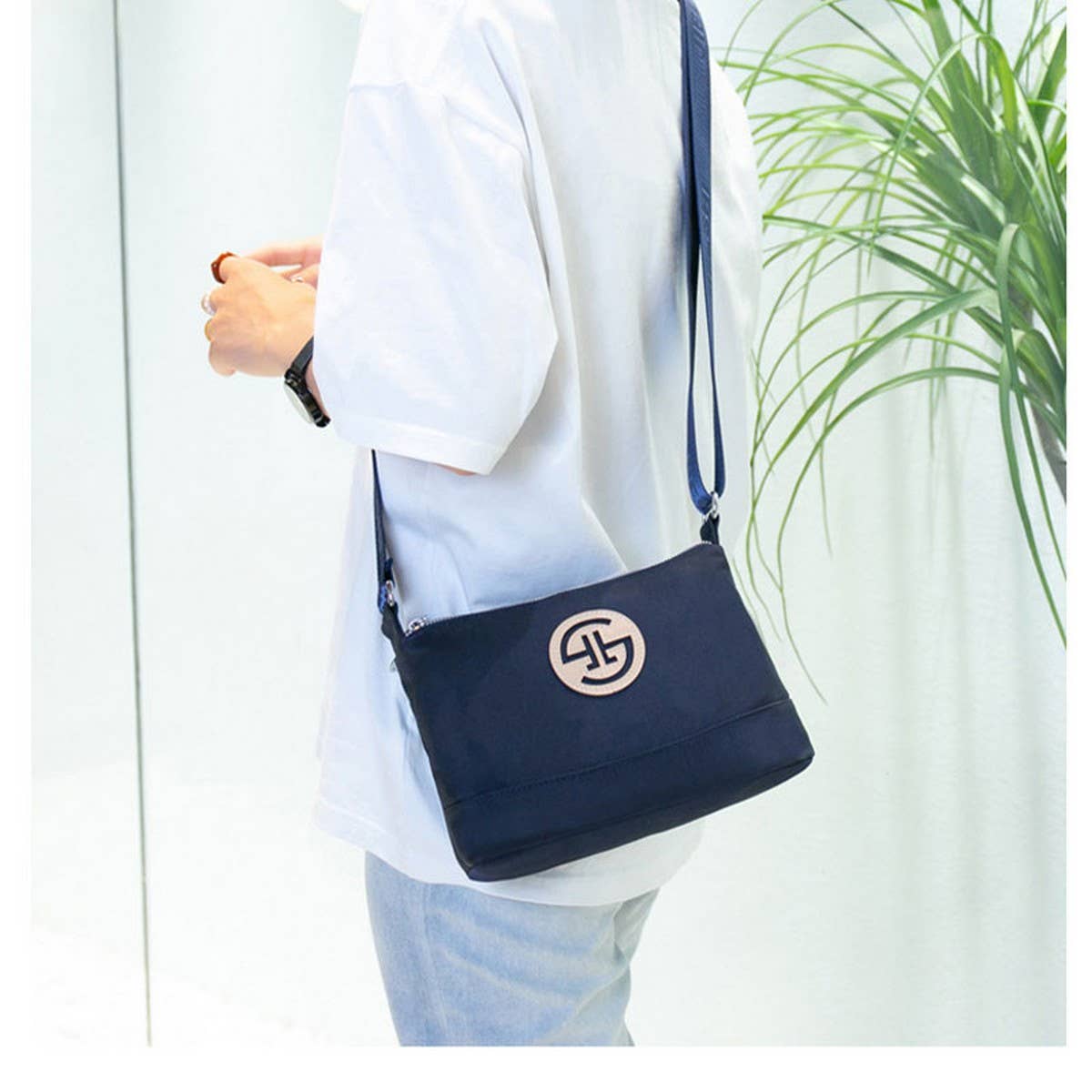 FASHION SOLID COLOR SHOULDER MESSENGER BAG_CWAB3533