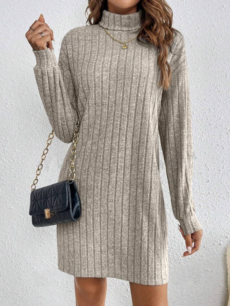 Loose solid-color high-neck long-sleeved dress