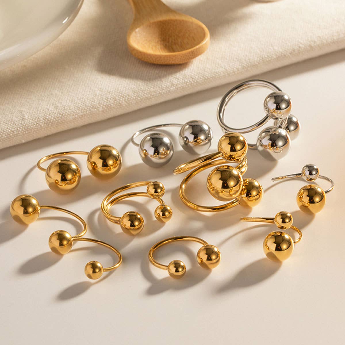 18K GOLD PLATE STAINLESS STEEL BALL RINGS_CWAJE0623