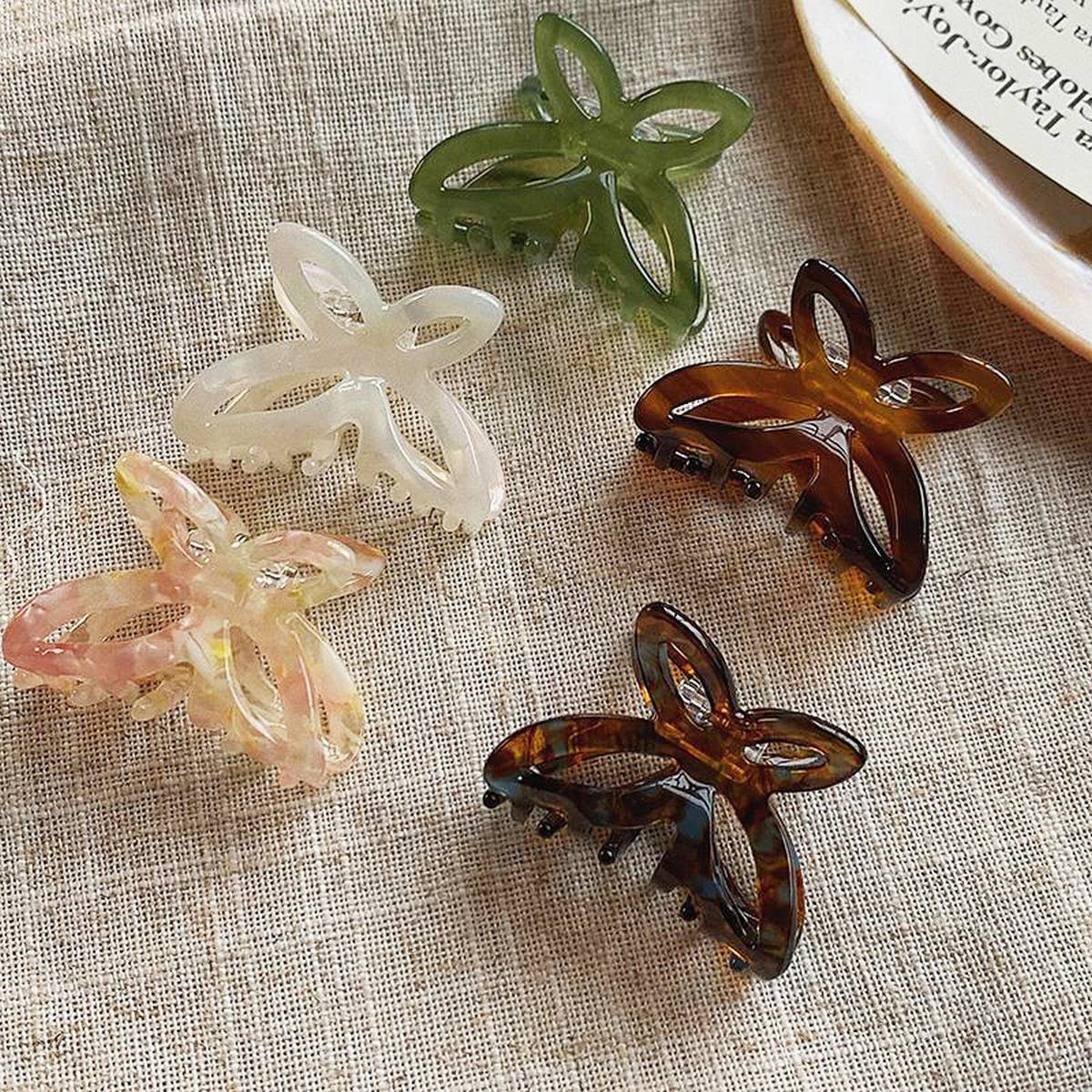 Mini Butterfly Acetate Hair Claw ? Elegant Clip