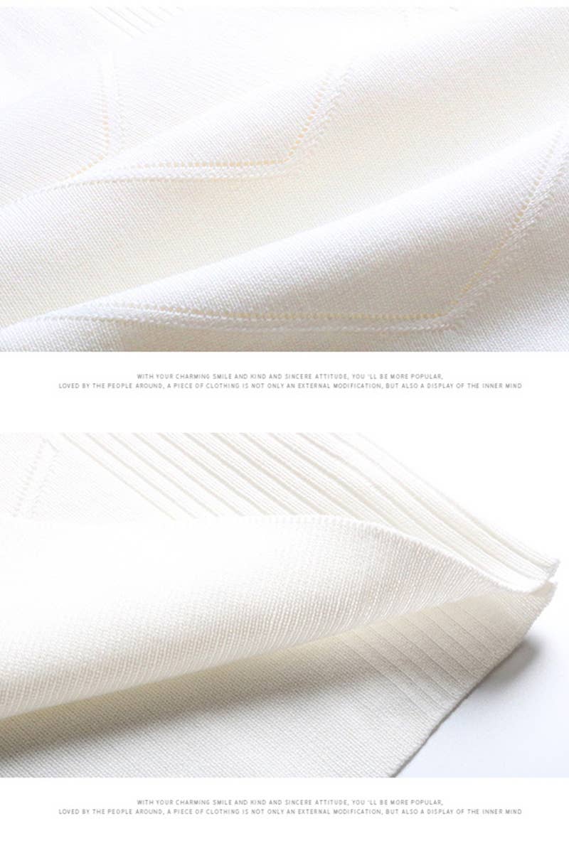 Sleeveless slim-fit blouse