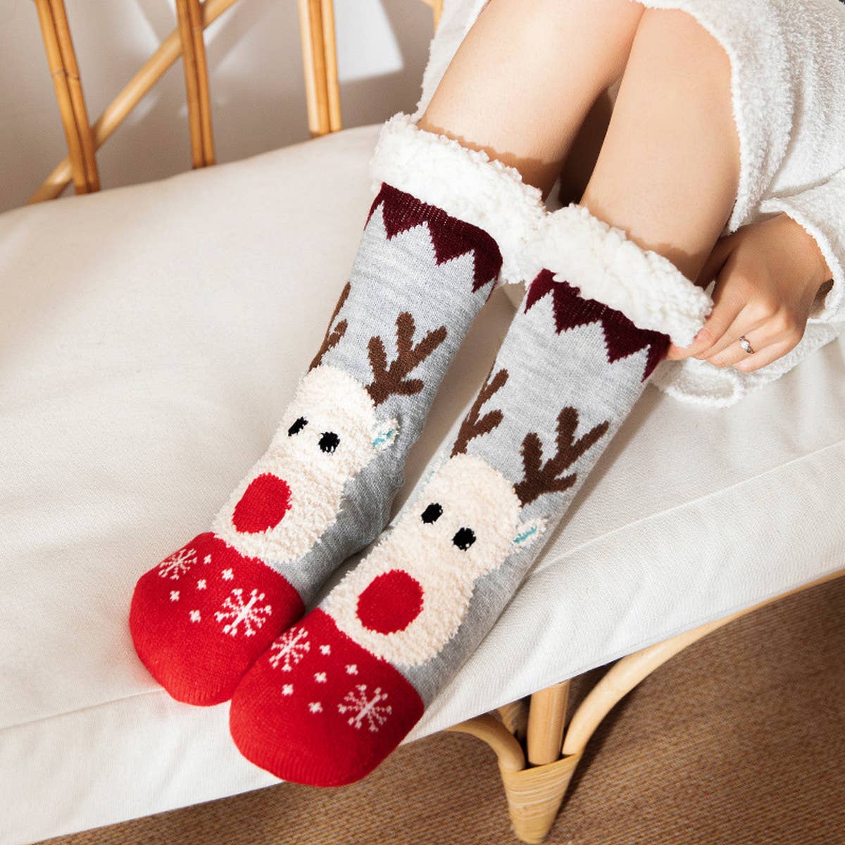 CHRISTMAS STOCKING PLUSH INDOOR SLIPPERS
