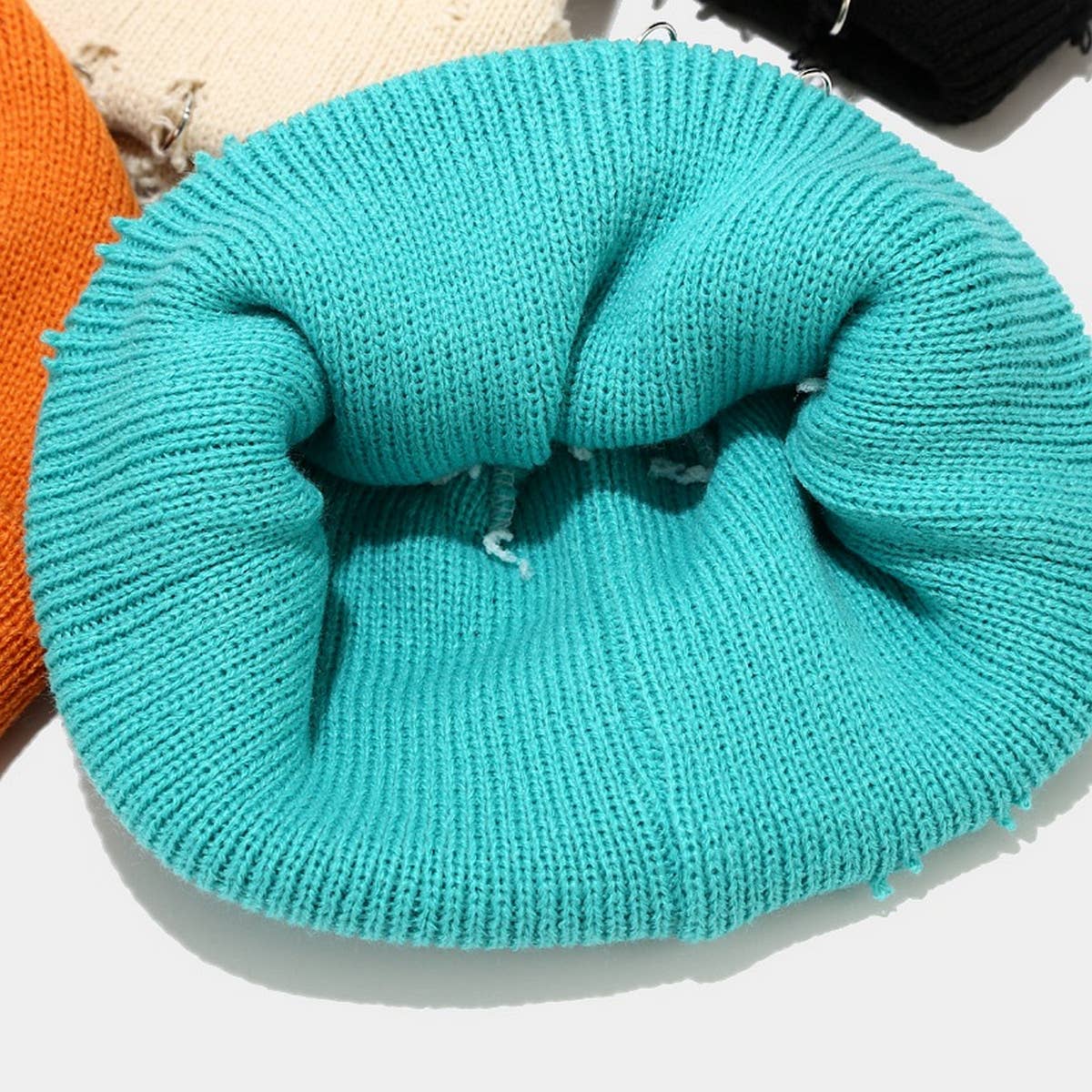 CWAH3168_NEW STYLE IRON RING PIN HOLE WOOL KNITTED HAT
