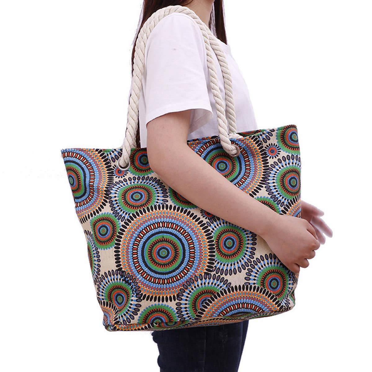 GEOMETRIC HOOP PRINT SHOULDER BAG_CUAB0235