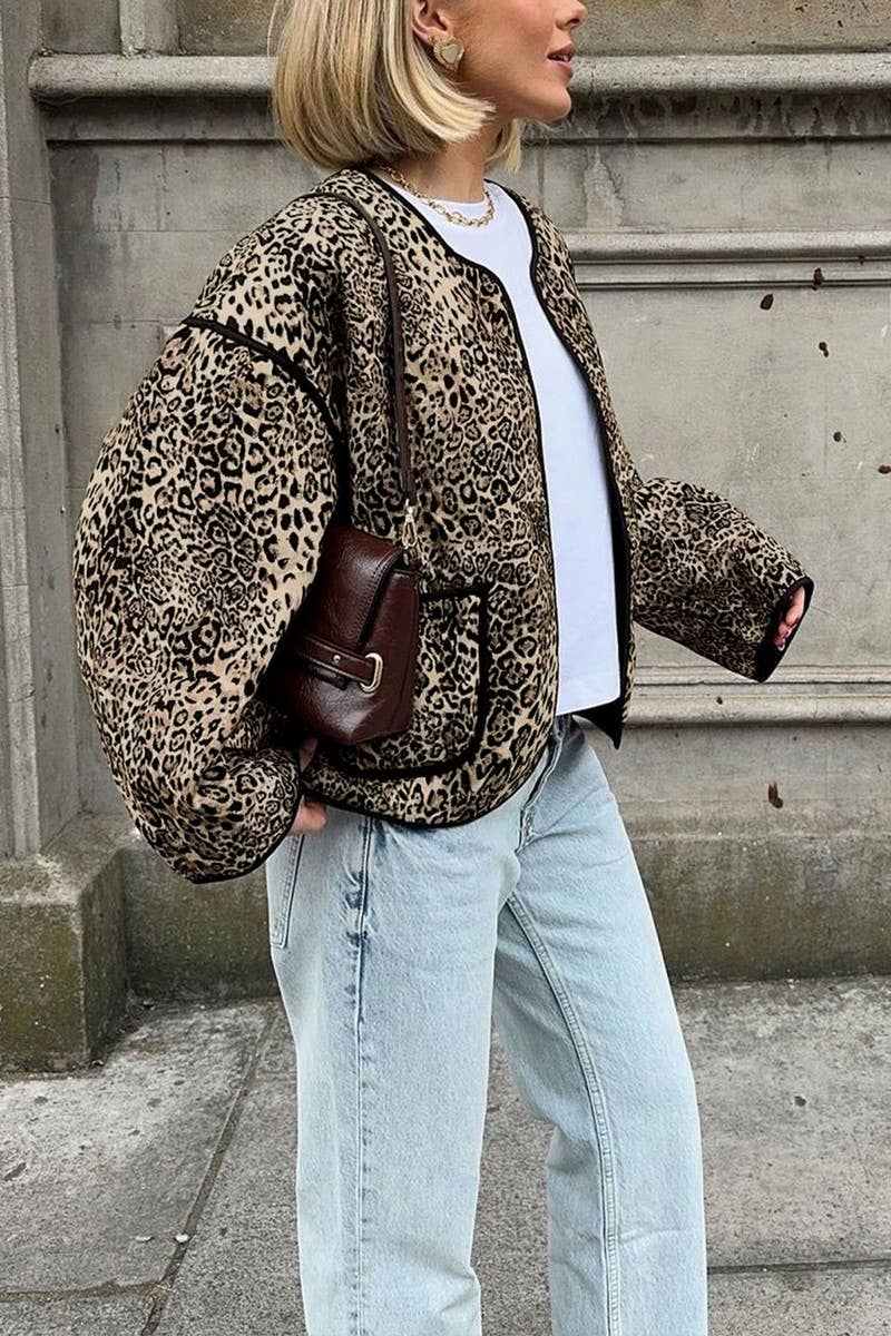 CWOCO0648_LEOPARD PRINT POCKET ROUND NECK SHORT COAT