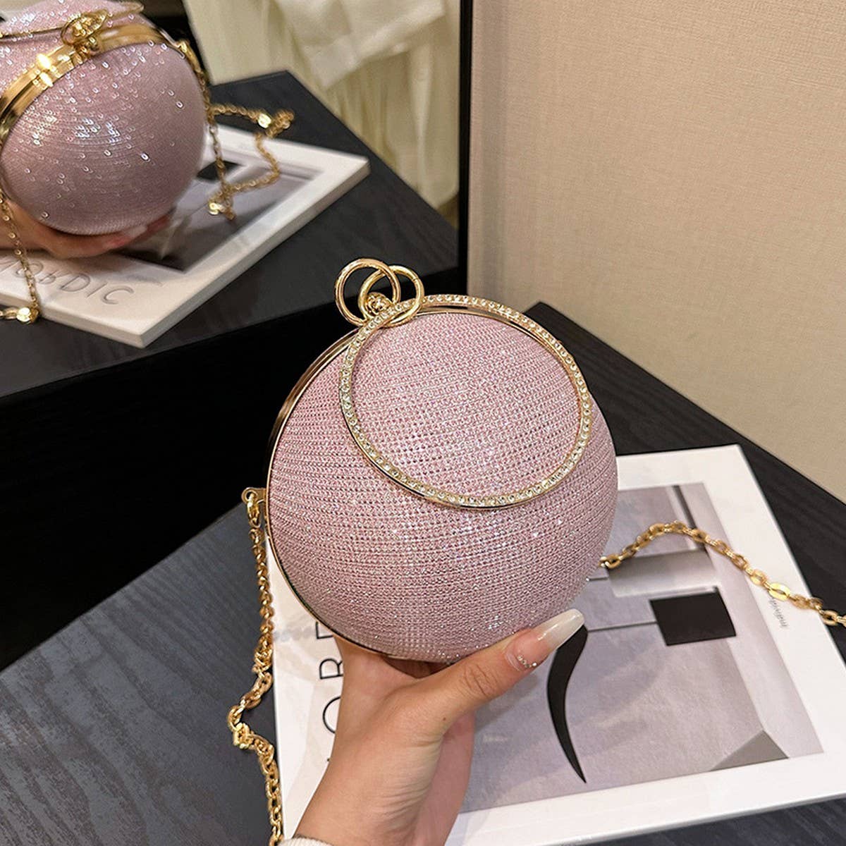 DIAMOND-STUDDED SPHERICAL  EVENING BAG CLUTCH _CWAB3247