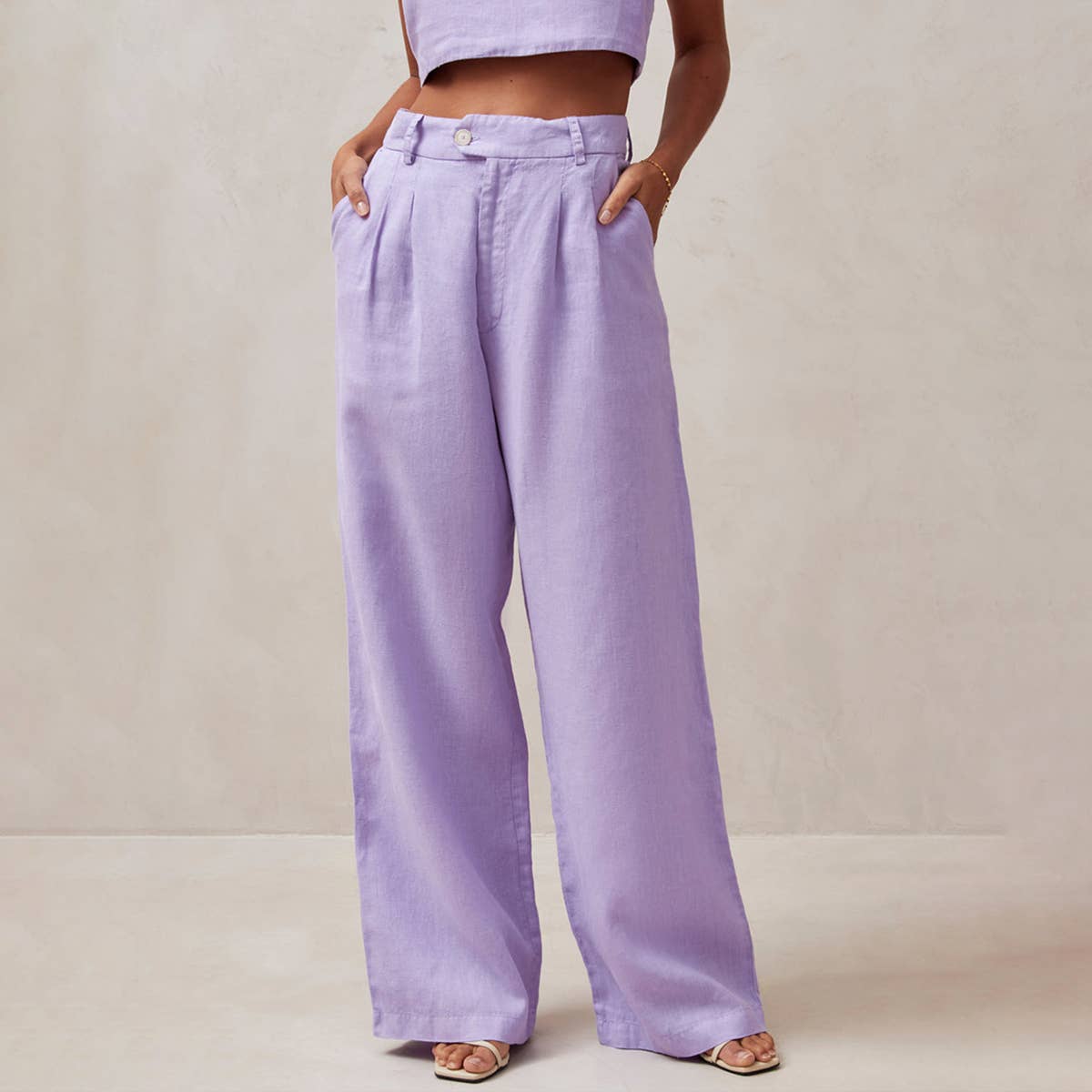 Commuter style solid color slim casual pants