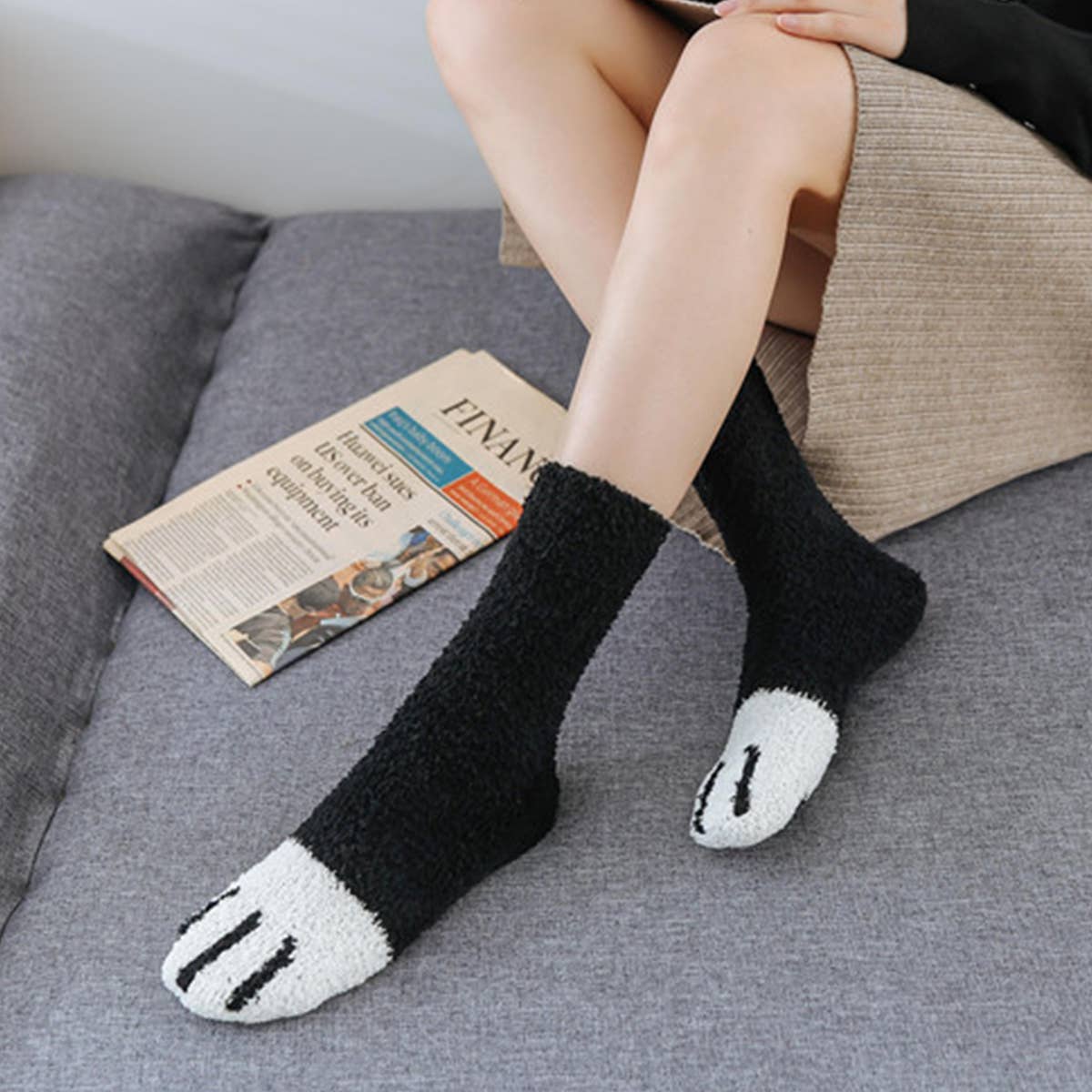 WOMEN HOME PADDED WARM CORAL VELVET SOCKS