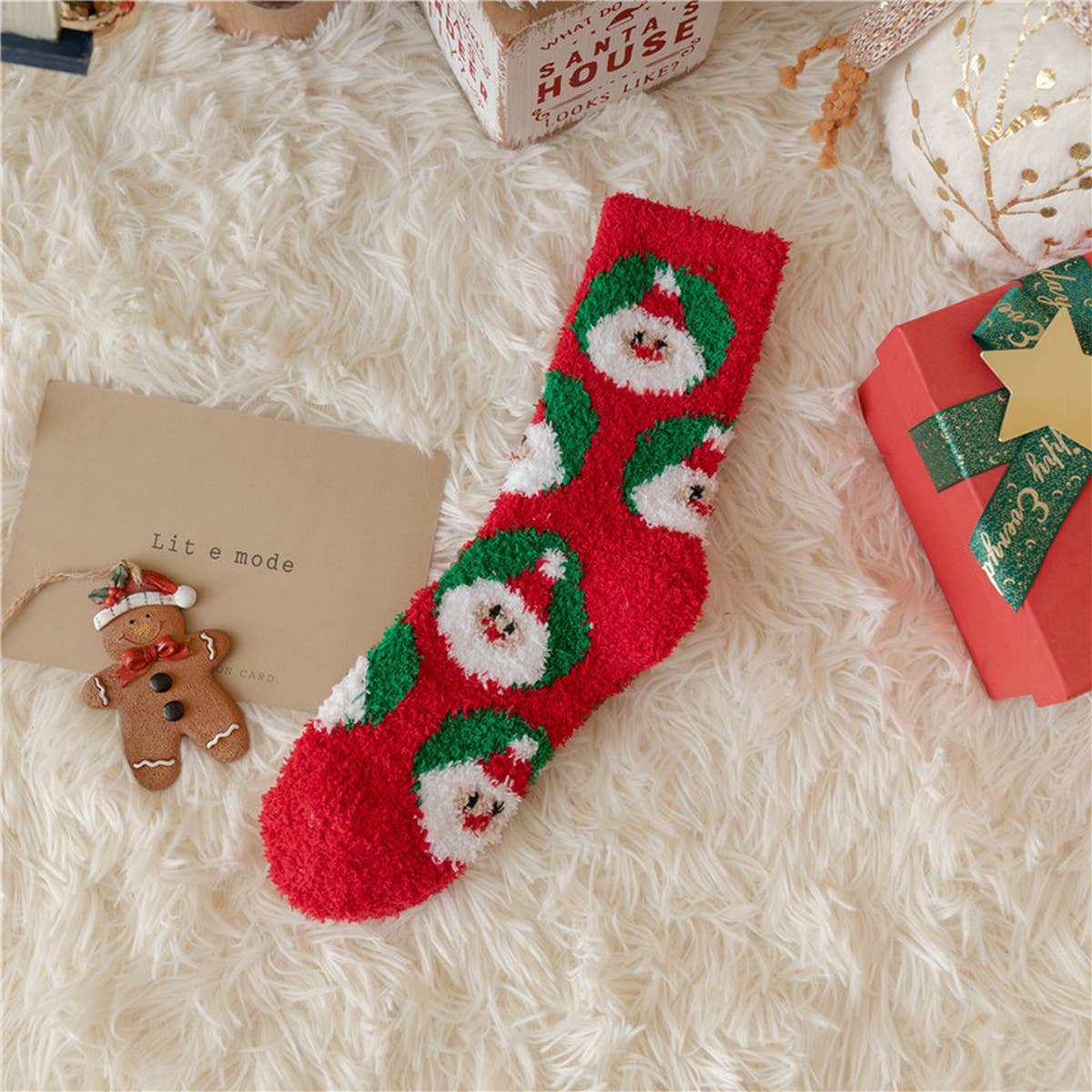CHRISTMAS ELK CORAL VELVET SOCKS