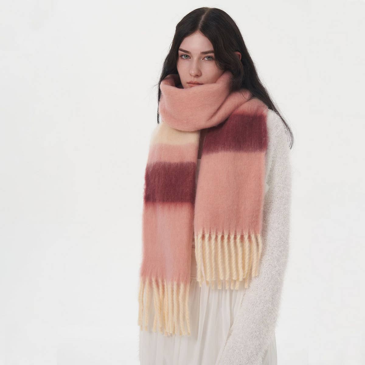 WOMEN CONTRASTING STRIPED FRINGED PLAID SCARF