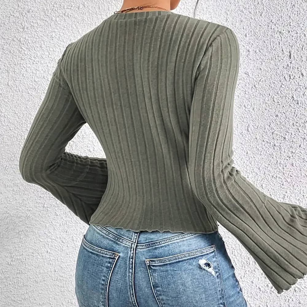 FLARED LONG-SLEEVED CREW NECK PULLOVER T-SHIRT